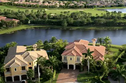 Florida golf and country club community