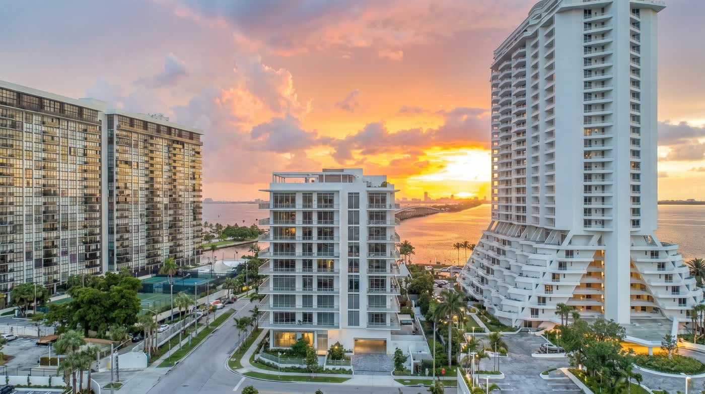 Florida high-rise condominium and country club community skyline